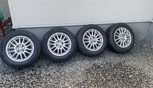 スタッドレスタイヤ　冬タイヤ　4本　ブリヂストン