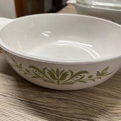 耐熱用タッパ　２つ　大小の画像