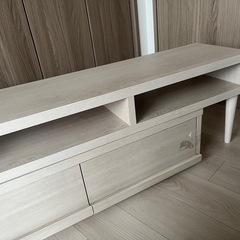 テレビ台の画像