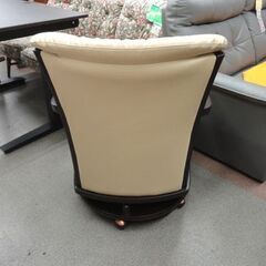 回転式 肘付きダイニングチェア PR301 ニトリ キャスター付き 一人掛け 椅子 イス 西岡店の画像