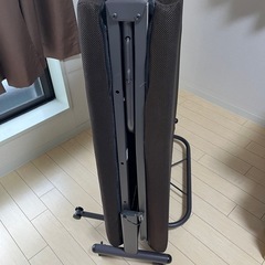折りたたみ式シングルベッドの画像