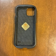 iFace iPhone13用　ブラック　スマホケースの画像
