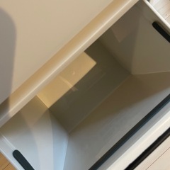 【受渡し者決定】キャスター付き　分別式スリムごみ箱の画像