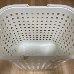 【ランドリーバスケット】白　大きい　洗濯カゴの画像
