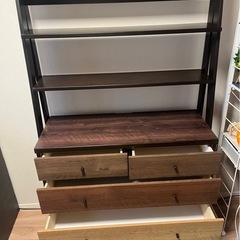 木製本棚付きタンスの画像
