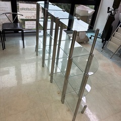 ガラス製組み立て棚の画像