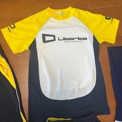 リベルタ サッカー　ユニフォームセットの画像