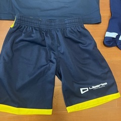 リベルタ サッカー　ユニフォームセットの画像
