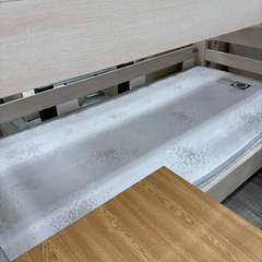 2段ベッド アイボリー系の画像