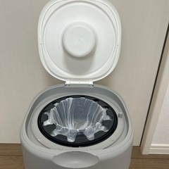 combi オムツゴミ箱の画像