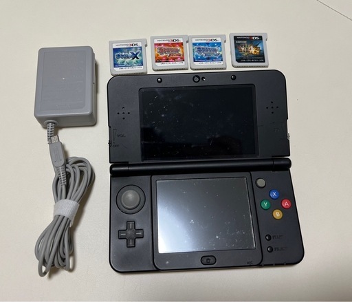 new NINTENDO 3DS (黒色)　+ゲームソフト4種類