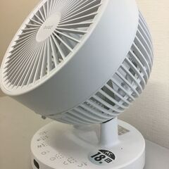 【美品】サーキュレーターquads PUREAIR クリーン  18畳対応 風量3段階切替 上下左右自動首振り パワフル送風 衣類乾燥モード OFFタイマー 静音 節電対策 省エネ 空気循環 換気 QS301WHの画像