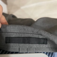 ユニクロ　感動スーツ　2枚セットの画像