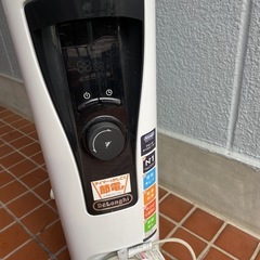 デロンギ　オイルヒーター　取扱説明書付きの画像