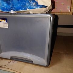 大量 収納ケースの画像