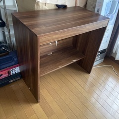 机の画像