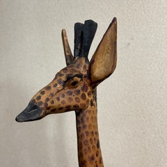 10/14まで❗️アフリカンクラフト キリンの置物の画像