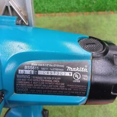 マキタ/makita BSS611 海外製 充電式マルノコ【野田愛宕店】【店頭取引限定】【中古】管理番号：IT6B3EIPBUVCの画像