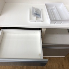 【ドリーム川西店御来店限定】☆ジモティー見たよ♪割引☆  3枚扉ｵｰﾌﾟﾝﾎﾞｰﾄﾞ ブラウン クリーニング済み 【99560000027255】の画像