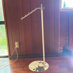 決まりそうです。傾斜ハンガーラックの画像