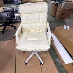 新品　オフィスチェアの画像