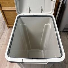 45ℓゴミ箱の画像