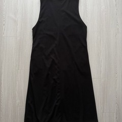 【新品】Vネック ロングワンピース Mの画像