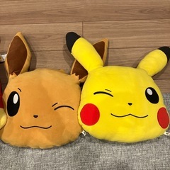 キャラクターぬいぐるみ　抱き枕　アンパンマン　ピカチュウ  イーブイの画像