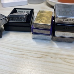 ZIPPO 8個の画像