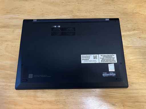 2021 Lenovo X1 Carbon Gen 9 16GB RAM 512GB NVMe SSD