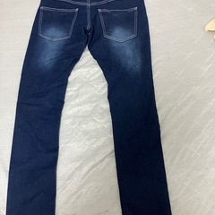 新品　人気の超美脚スキニージーンズの画像