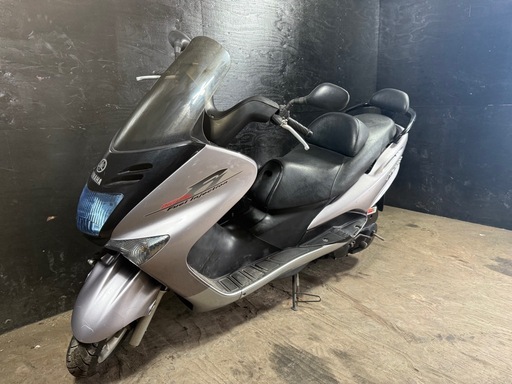 ★支払総額5.0万円★激安バイク続々入荷中！ なんでも買取ます！ ヤマハ マジェスティ125FI シルバー 人気のコマジェ！ 車格大きい125cc！ 4ストインジェクション！ フロントディスクブレーキ！ サイスタ付き！