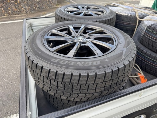 【バリ溝】ダンロップウィンターマックス225/60R17