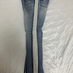美品　スキニーデニムジーンズの画像