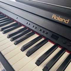 電子ピアノ　Roland  RP401  の画像