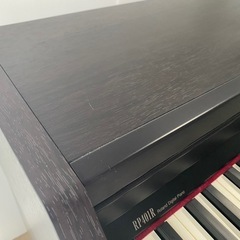 電子ピアノ　Roland  RP401  の画像