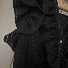 フリルトップスの画像