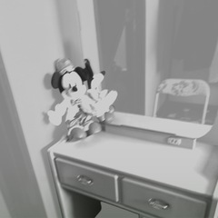 ミッキーマウス付きピンクドレッサーの画像