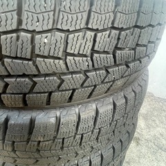 バリ溝スタッドレスタイヤ 4本セット 155/70R13の画像