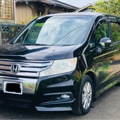 ホンダステップワゴン黒の画像