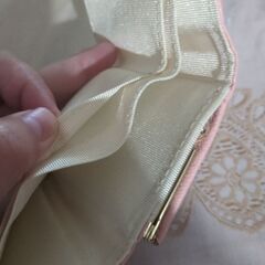 財布　ピンクの画像