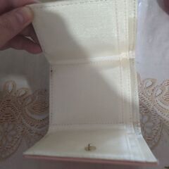財布　ピンクの画像