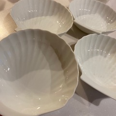 お皿4枚の画像