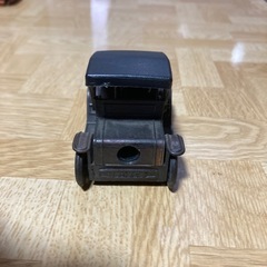 車の模型の鉛筆削りの画像