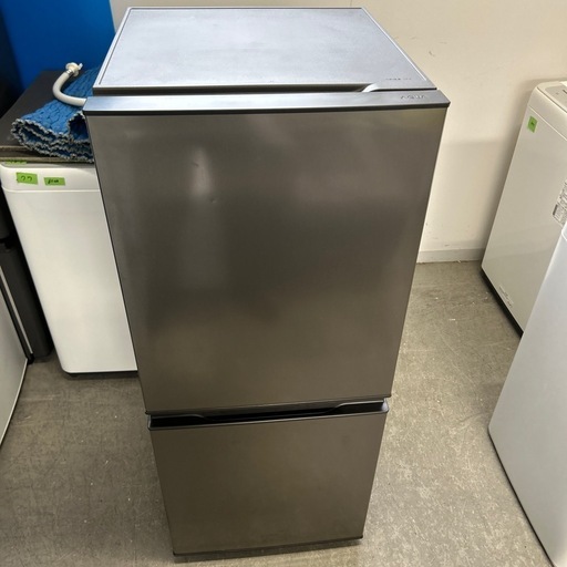 お買得☆美品☆2023年製☆AQUA☆2ドア☆135L☆シルバー色☆激安冷蔵庫☆