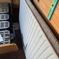 電動リクライニングベッドの画像