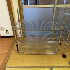スチールラックの画像