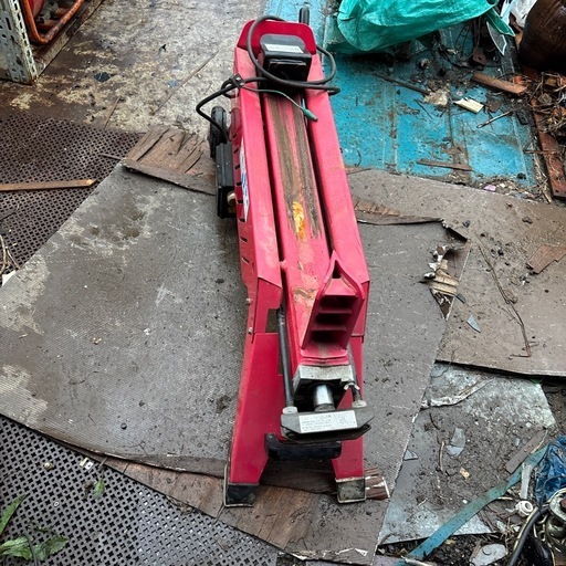 受付終了、油圧式薪割り機　LSー4