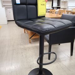 J1580　【リユースのサカイ柏店】　バーチェア　カウンターチェアー　WY-451　ブラック　クリーニング済み　参考価格6,580円の画像