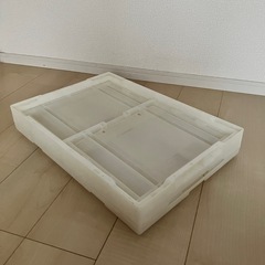 コンテナボックス ホワイトの画像